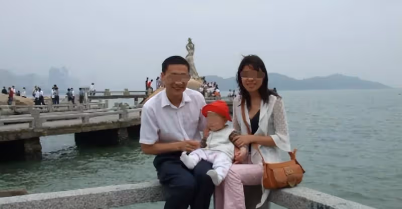 岳母幫我們帶娃，每月要2000，我媽帶不要錢，我讓岳母回去