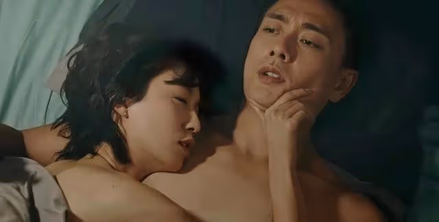 辣眼睛!TVB知名女星新劇灌醉男主後霸王硬上弓,遭觀眾瘋狂投訴