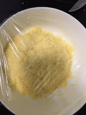 椰蓉夾心小麵包（手工揉膜）