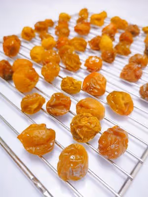梅子干（用泡完梅子酒後的梅子做梅子干）