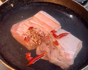 牛肉燉土豆（牛肉燒土豆）