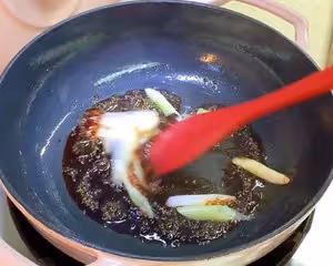 牛肉燉土豆（牛肉燒土豆）