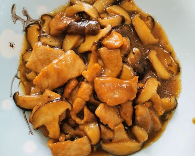 超簡單的香菇滑肉片