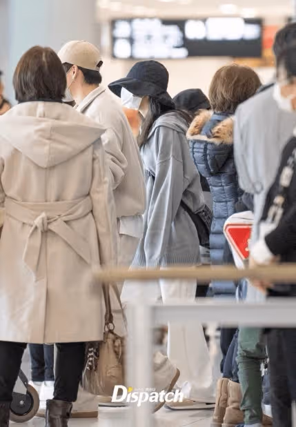 李鍾碩IU疑似戀情曝光，兩人同游日本約會，女方現身男方弟弟婚宴