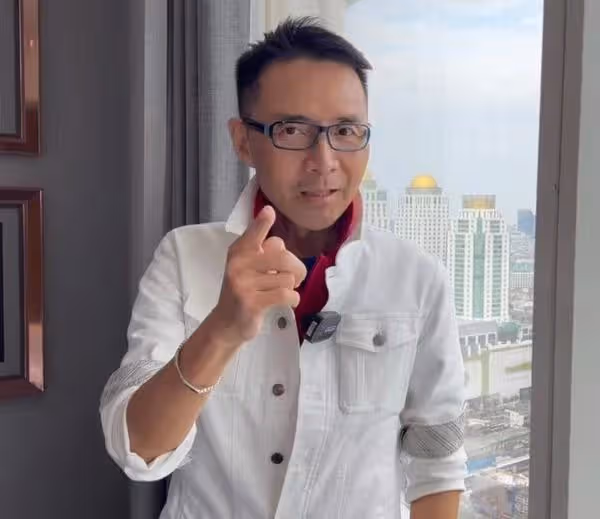過往經歷起起跌跌！知名港星憶在健身房工作遭潑屎：服務業好難做