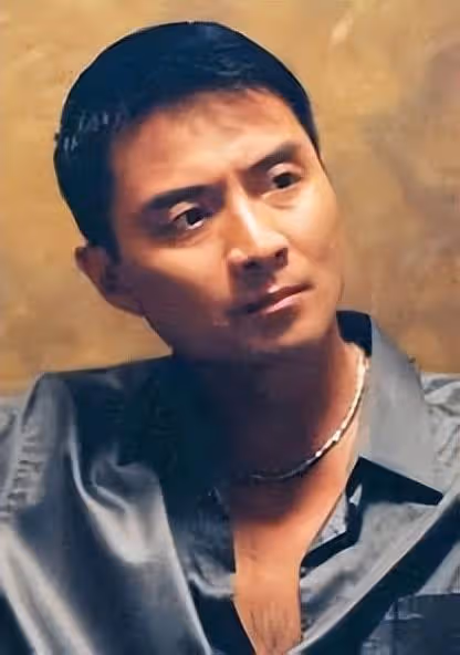 過往經歷起起跌跌！知名港星憶在健身房工作遭潑屎：服務業好難做