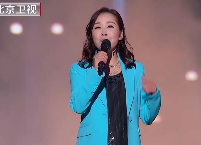 田震跨年晚會唱功炸裂,為何能頻頻出圈?崔健齊秦評價一語中的