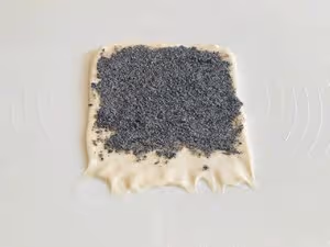 黑芝麻奶酥花朵麵包