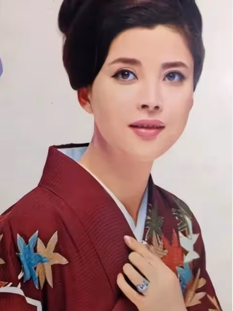 昭和時代的女神級別美女，美到無法超越，不輸新垣結衣、石原里美