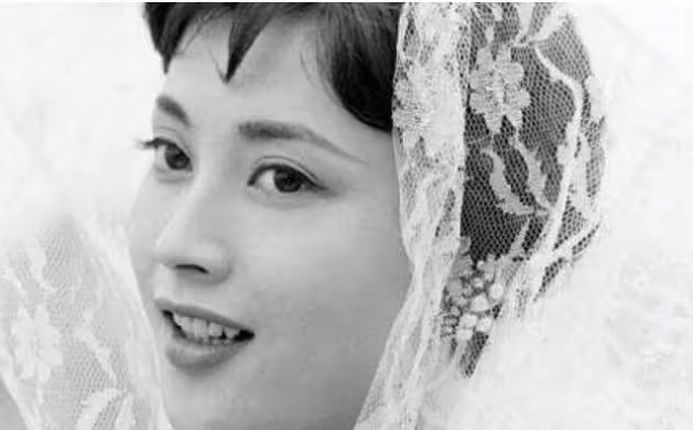 昭和時代的女神級別美女，美到無法超越，不輸新垣結衣、石原里美