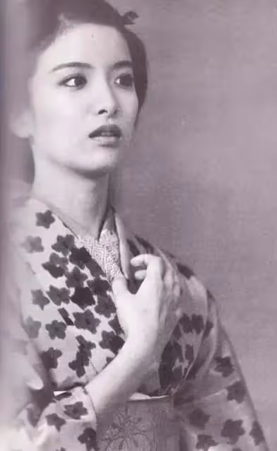 昭和時代的女神級別美女，美到無法超越，不輸新垣結衣、石原里美