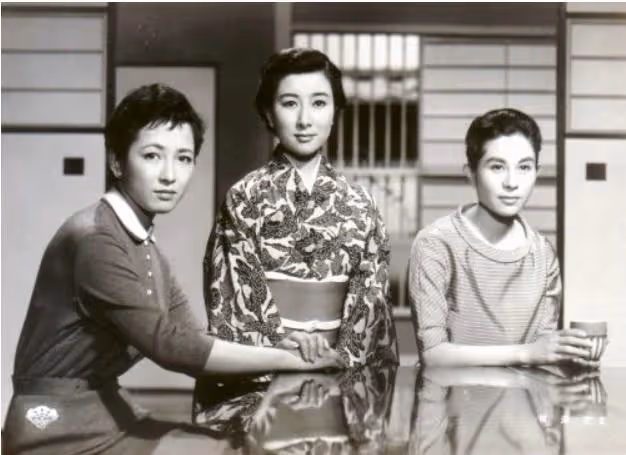 昭和時代的女神級別美女，美到無法超越，不輸新垣結衣、石原里美