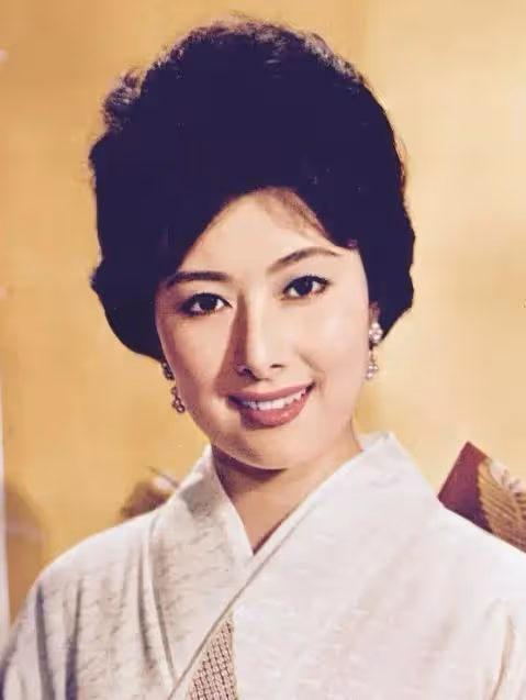 昭和時代的女神級別美女，美到無法超越，不輸新垣結衣、石原里美