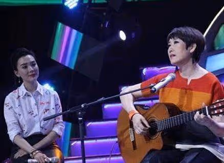 王剛前妻，因沒盡到母親責任被分手，今60歲活成如此