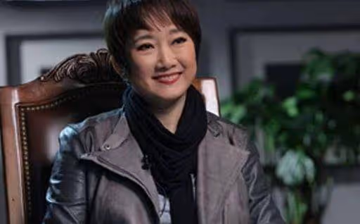 王剛前妻，因沒盡到母親責任被分手，今60歲活成如此