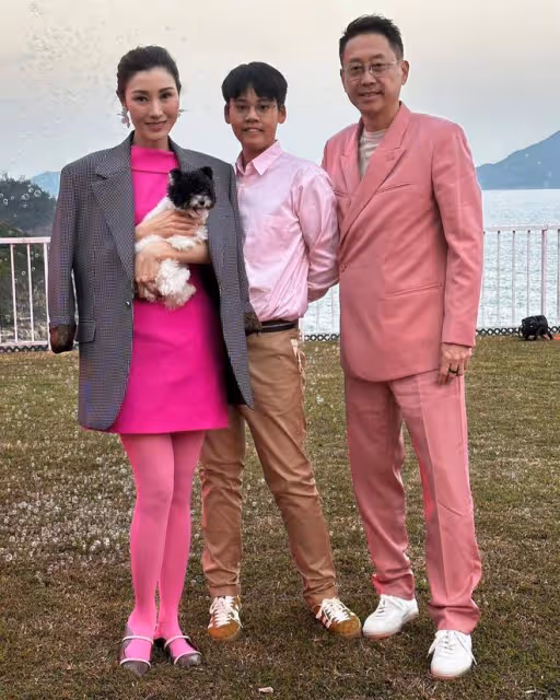 李嘉欣一家20億豪宅開派對！11歲兒子氣質憨厚，侄媳穿短裙秀美腿