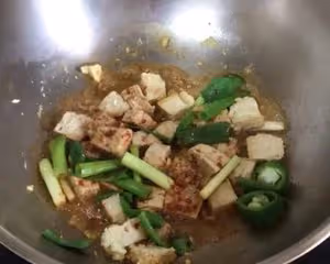 蔥燒凍豆腐
