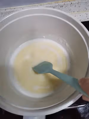 沒有淡奶油日子，就自己做吧