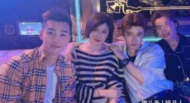 港圈四大「宅男女神」，膚白貌美皆被富豪「毀」了，至今仍單身