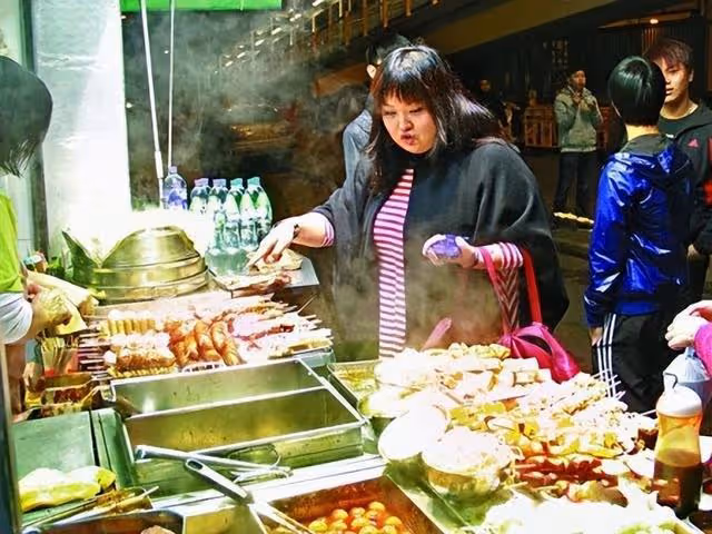 一路走好！TVB前搞笑女星92歲外婆離世，曾公開指責親人未照顧好