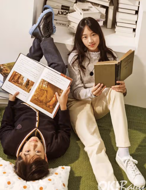 吳尊帶兒女拍雜誌封面，12歲NeiNei身高直追爸爸，父女同框像兄妹
