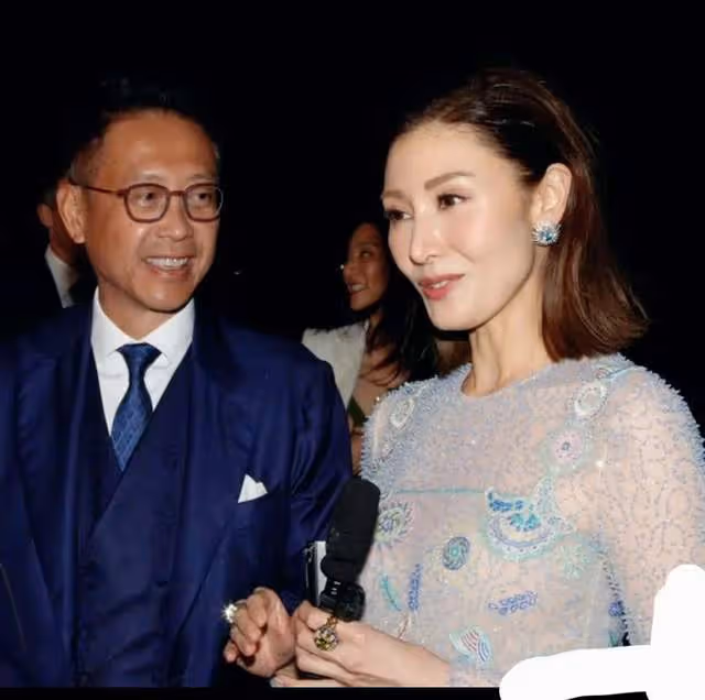 24小時內：貴圈兩人病逝兩對夫妻曬全家福，一對疑離婚，悲喜不同