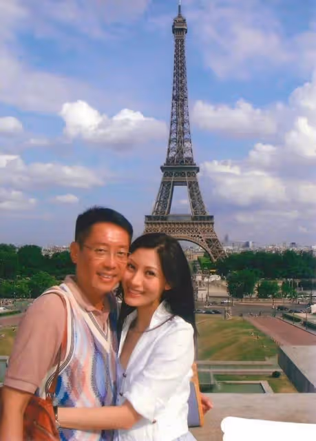 24小時內：貴圈兩人病逝兩對夫妻曬全家福，一對疑離婚，悲喜不同