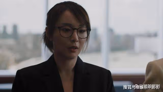 《理想之城》看趙顯坤對紅玫三句評價,才懂他對蘇筱無賞識只有利用