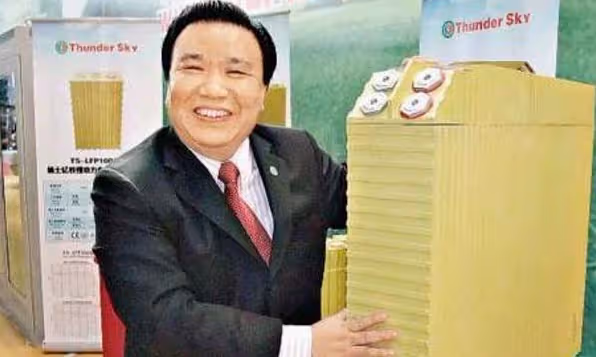 中國鋰電池大王:捐美國千萬美元稱中國窮與他無關,下場令人唏噓