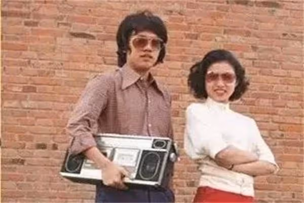 中國鋰電池大王:捐美國千萬美元稱中國窮與他無關,下場令人唏噓