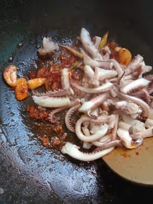 爆炒魷魚須