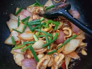 爆炒魷魚須
