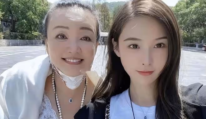 汪小菲母親回應張穎穎懷孕傳聞:不管懷幾個,堅決揍死臭蟲!
