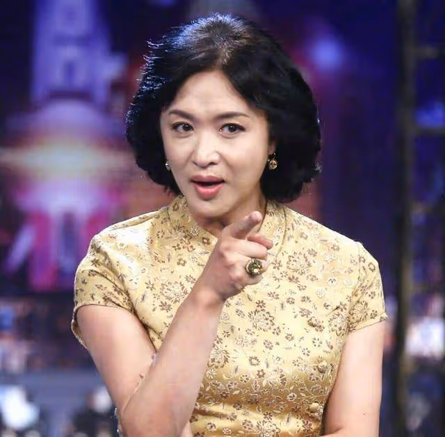 後遺症漸顯!金星聲稱嫁給了愛情,如今55歲將面臨尷尬困境
