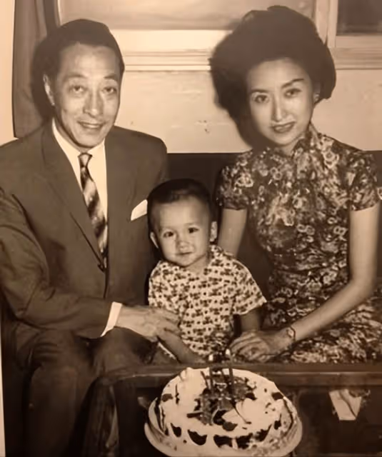 經歷悲劇的童年，卻用愛治癒孩子，伊能靜把異裝癖的哈利送上巔峰