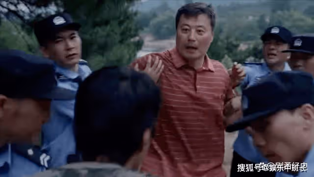 《縣委大院》在村幹部群體中,梁三寶是傳統型,林志為是理想型