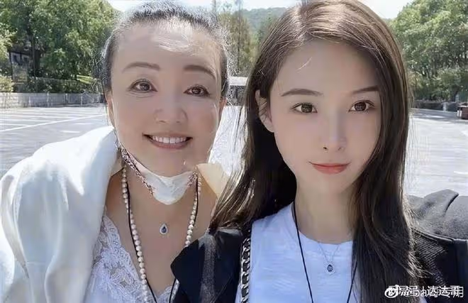 張穎穎傳官宣懷孕 准婆婆張蘭回應了：臭蟲堅決踩死她