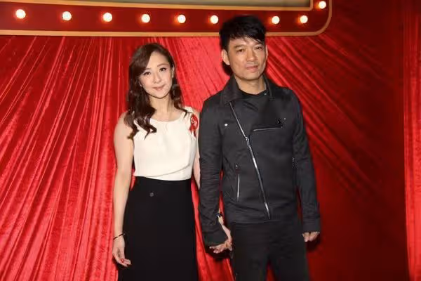 結婚周年!香港女星曬豪宅證婚後幸福甜蜜,曾戀大19歲人夫最轟動
