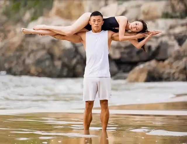 劉鑾雄否認舊情復燃!和前任只是商業合作,大部分財產歸妻子名下