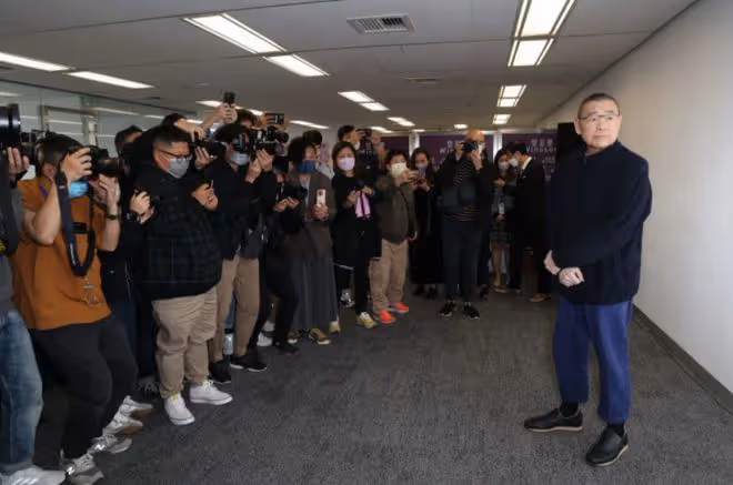 劉鑾雄記者會信息量大!激動闢謠桌球傳聞,沒接受甘比老母捐腎