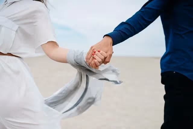 「我們全款買的房，憑什麼要加你名字」準兒媳的回擊婆婆啞口無言