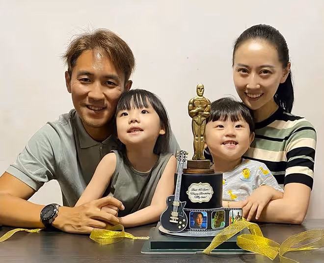TVB視帝曬照慶結婚8周年!內地演員妻子氣質好,兒女雙全太幸福