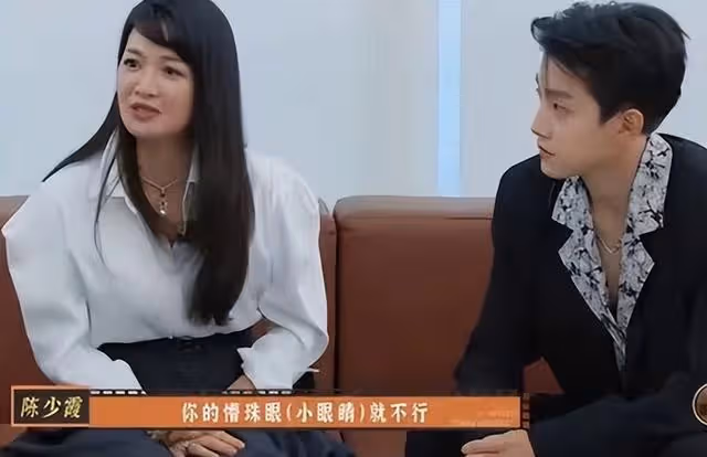 香港知名女星時隔11年再現熒幕,嫁法拉利之父生活美滿,42歲產女
