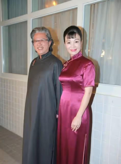 香港知名女星時隔11年再現熒幕,嫁法拉利之父生活美滿,42歲產女