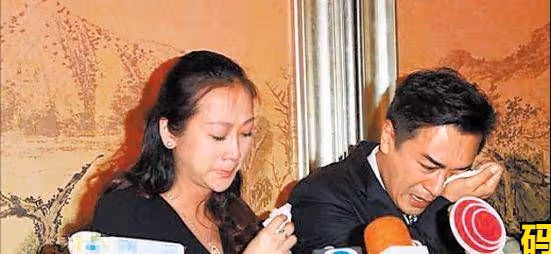 娛樂圈「貌合神離」的夫妻，元旦剛過3天就開始演戲，人前秀恩愛