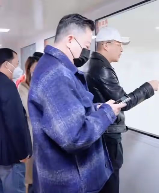大S張蘭兩家元旦狀態:具俊曄海外撈金,大S聚會,張蘭手撕張穎穎
