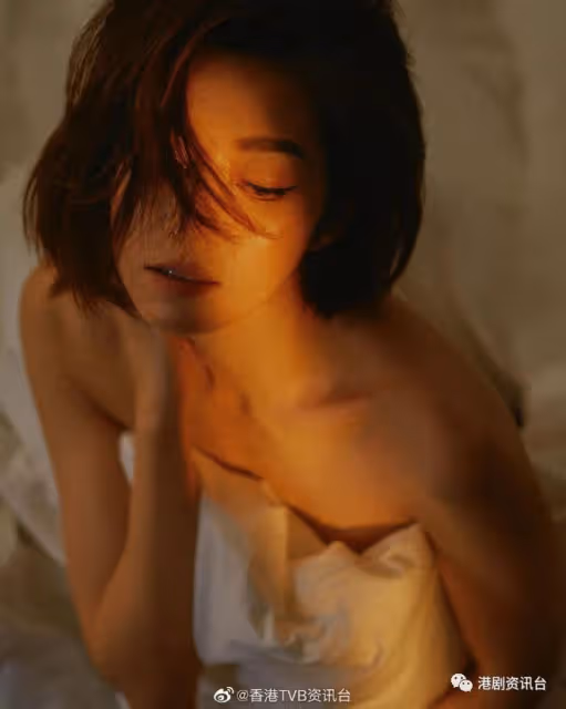 41歲陳自瑤上身全真包棉被床照曝光?沈卓盈:噴血ing