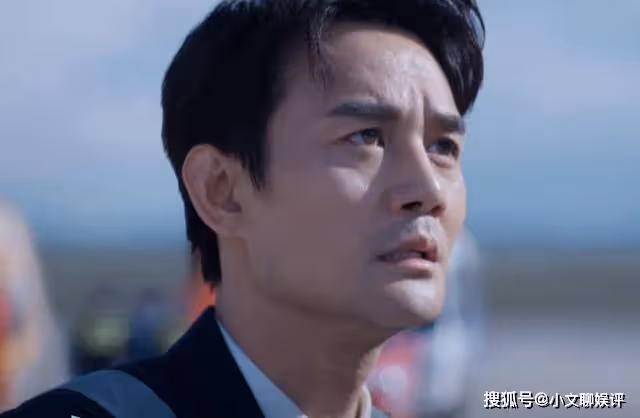 《向風而行》李語珩當眾示愛顧南亭,程霄吃醋宣示主權