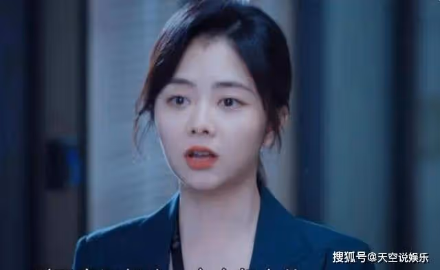 《向風而行》顧南亭處處示愛程霄,李語珩看到後醋意大發