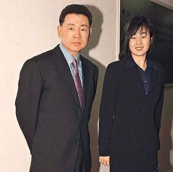 總問律師劉鑾雄死了沒有?呂麗君做錯3件事,讓劉鑾雄對她太失望